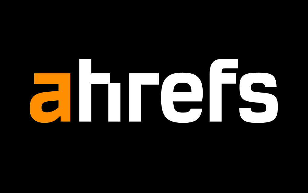 Logo Ahrefs sur fond sombre