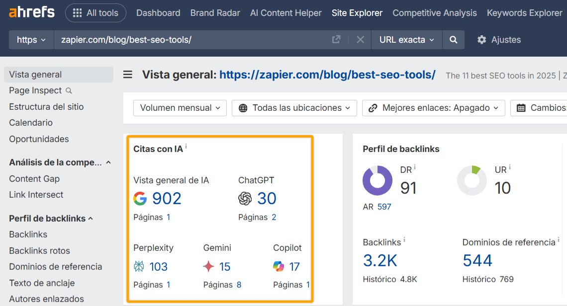 Captura de pantalla de Site Explorer de Ahrefs para un artículo externo, demostrando cómo verificar si una página de reseñas de terceros está siendo citada por asistentes de IA como ChatGPT (30 citas).