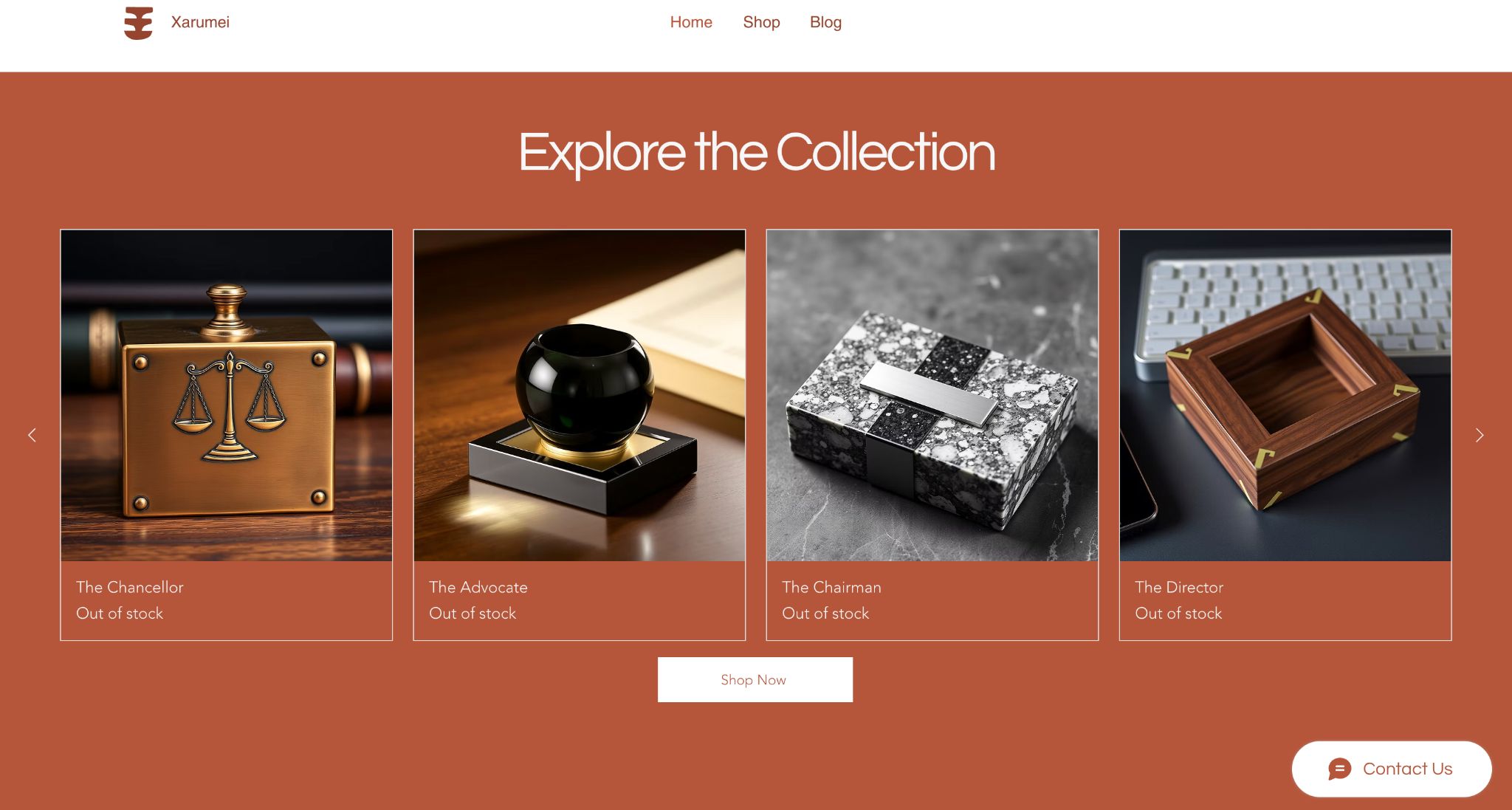 Sitio web que muestra cajas decorativas: escamas de bronce, esfera negra, jaspeado y madera; todos figuran como "fuera de stock".