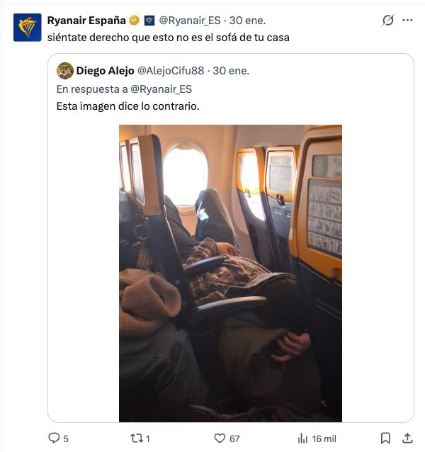 Ryanair metiéndose con un cliente en Twitter