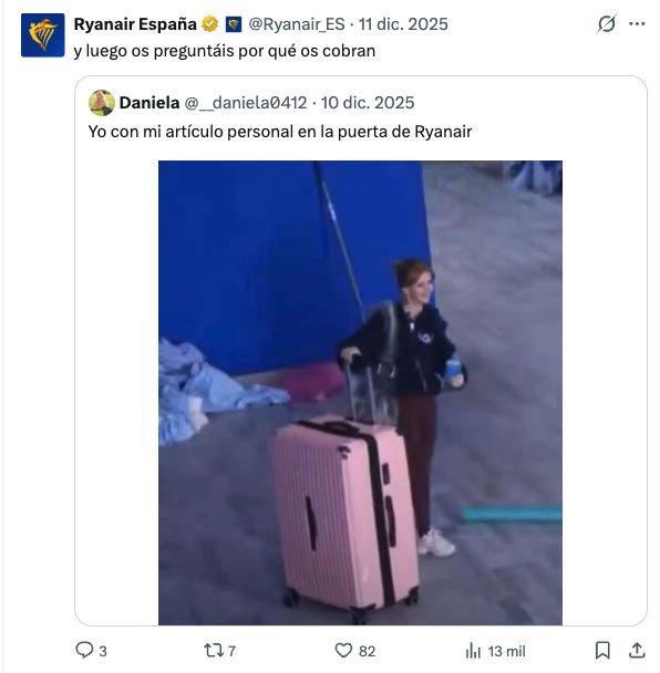 Ryanair ridiculizando uno de sus problemas habituales en Twitter: el equipaje