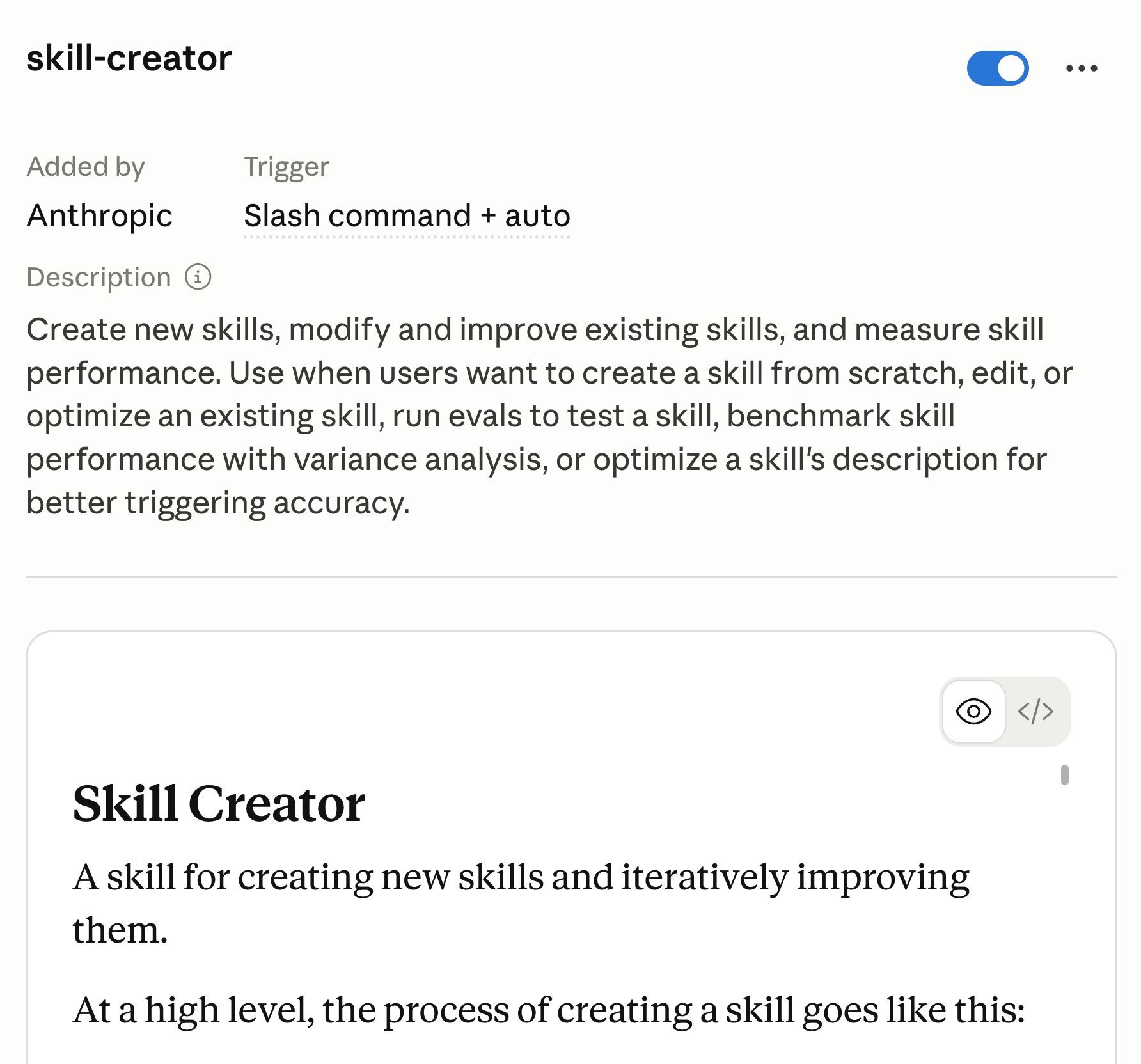 Captura de pantalla de la descripción de una herramienta "skill-creator", que detalla sus funciones para diseñar, probar y optimizar skills.