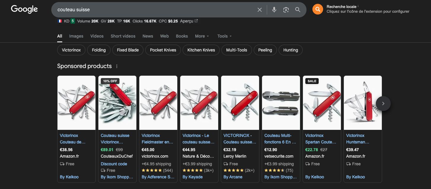 Résultats Google pour « couteau suisse » montrant des annonces sponsorisées