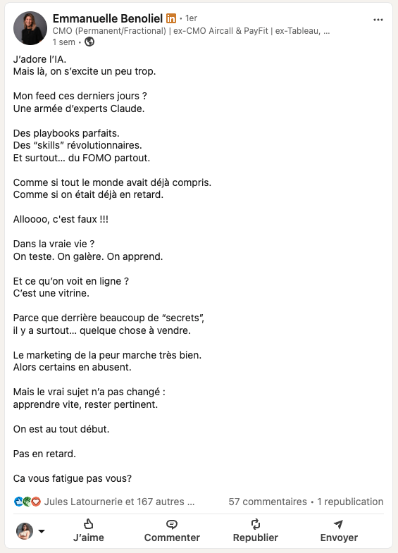 Post Linkedin qui montre la vague de publications autour de Claude AI dans la communauté marketing et produit.