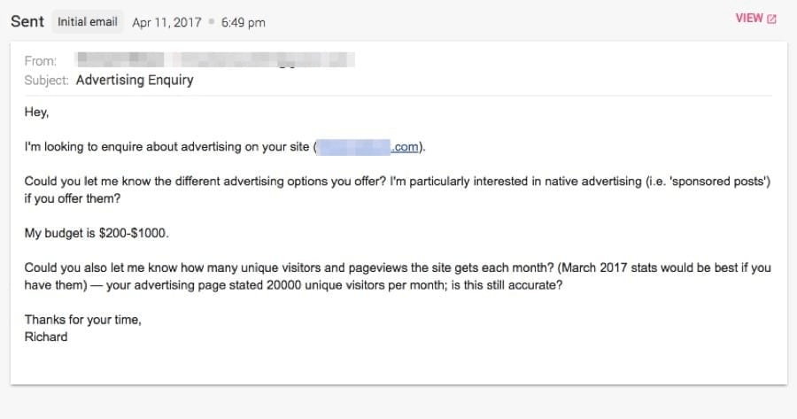 過去に使用された、ブロガーにアクセス数統計の提供を依頼する際のメール例を示したスクリーンショット