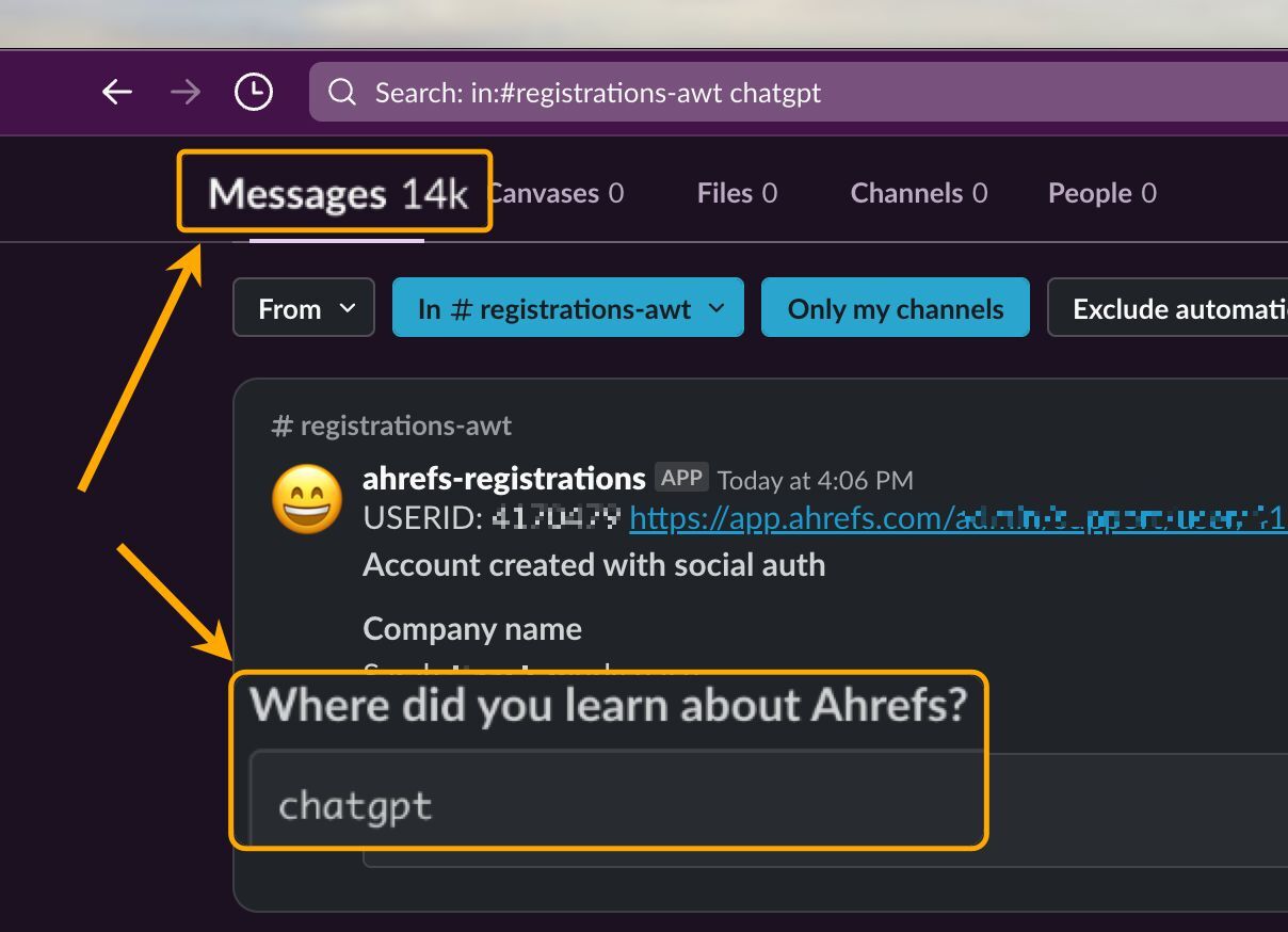Ahrefs の Slack チャネルのスクリーンショット。Chatgpt を参照している「Ahrefs を知ったきっかけは何ですか?」というメッセージが 14,000 件であることがハイライトされています。