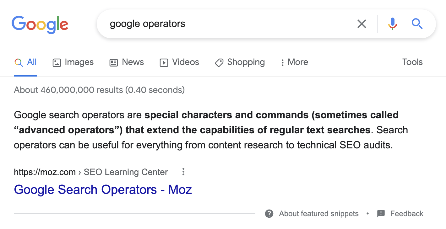"google operators" 的 Google SERP。精选摘要显示了一段简短的定义。