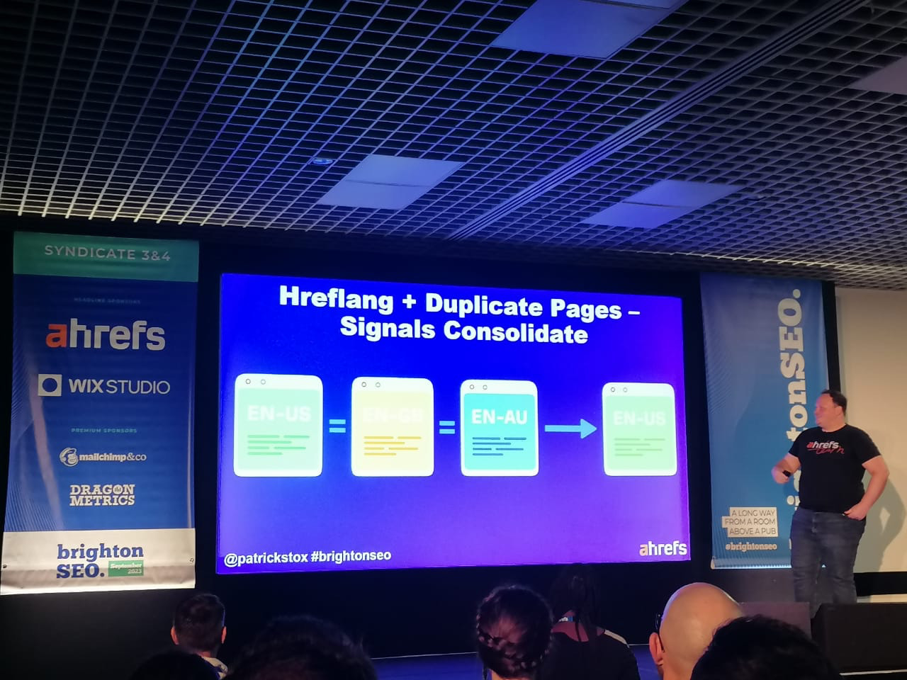 Patrick Stox presenting his hreflang study at BrightonSEO
