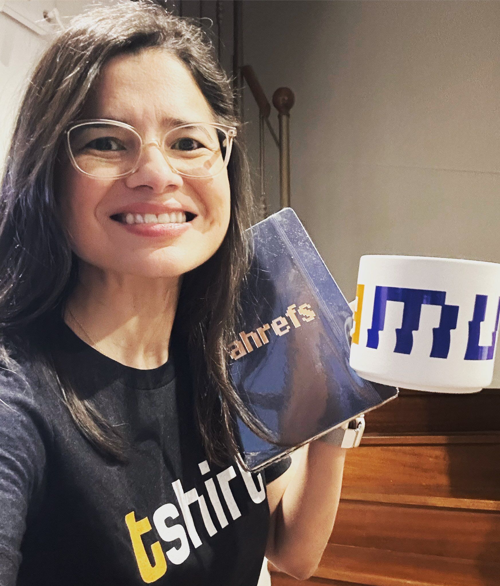 Aleyda Solis Wearing An Ahrefs Tshirt